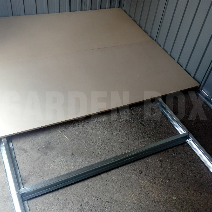 Bodega Multiuso E 260 x 300. INCLUYE BASE DE PISO